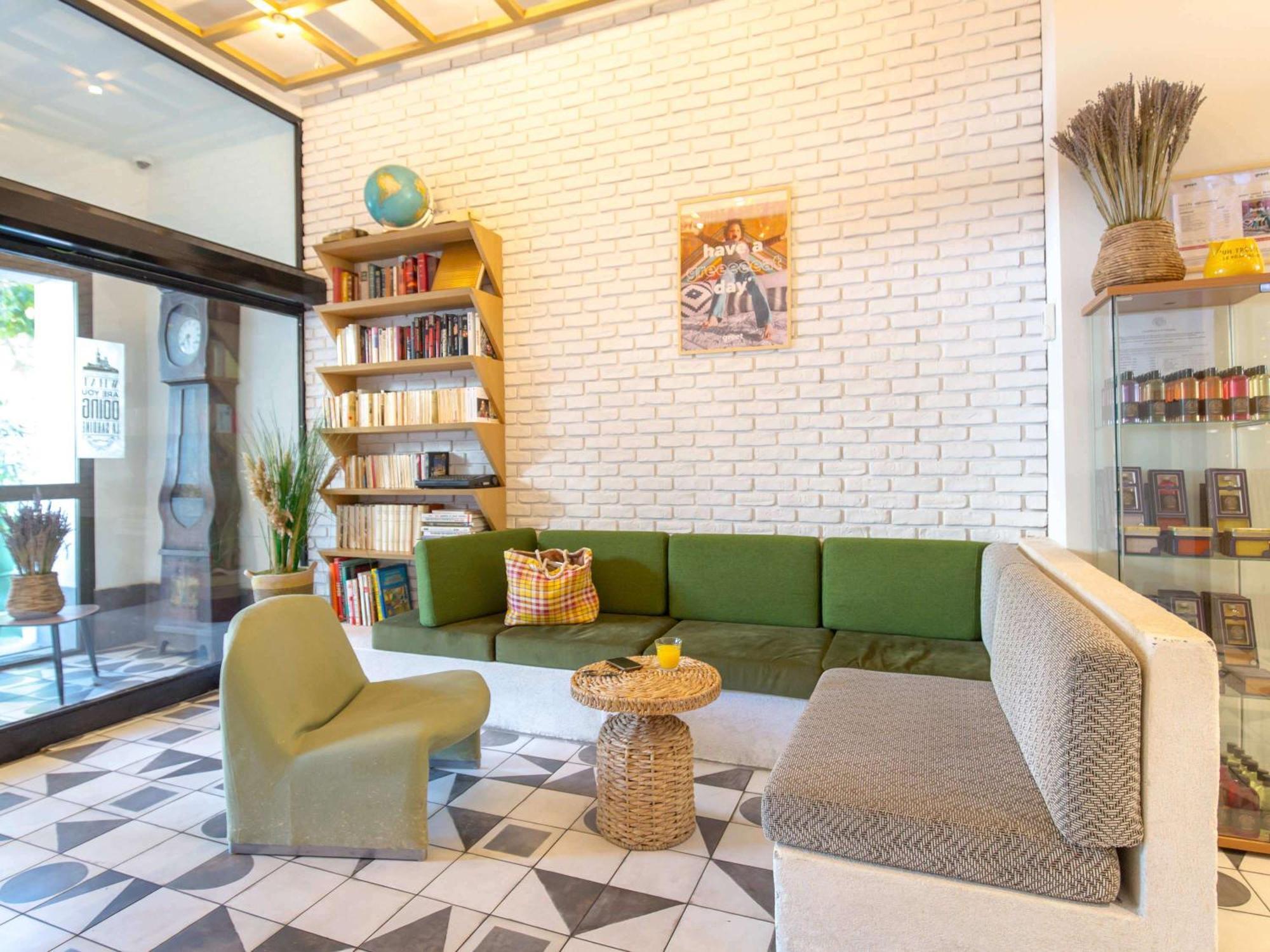 Greet Marseille Centre Saint Charles Ξενοδοχείο Εξωτερικό φωτογραφία